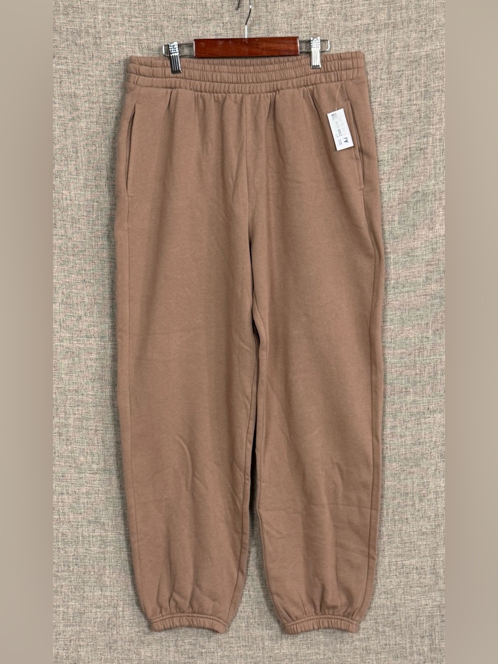 NWT Old Navy Brown Womens So Comfy Joggers NWT